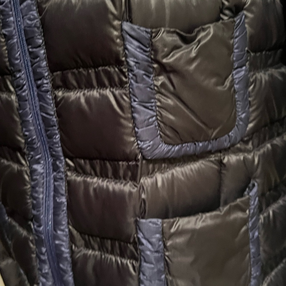 Moncler authentic jacket - Picture 3 of 13